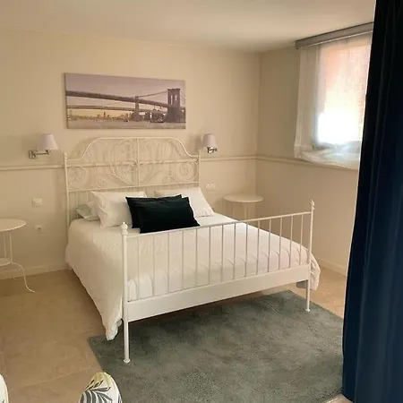 Vivienda Adosada En Castillo, Appartement