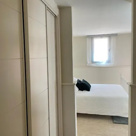 Vivienda Adosada En Castillo, Apartament *