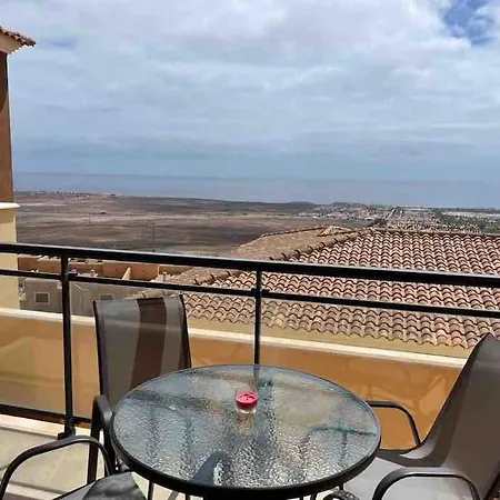 Apartament Vivienda Adosada En Castillo,